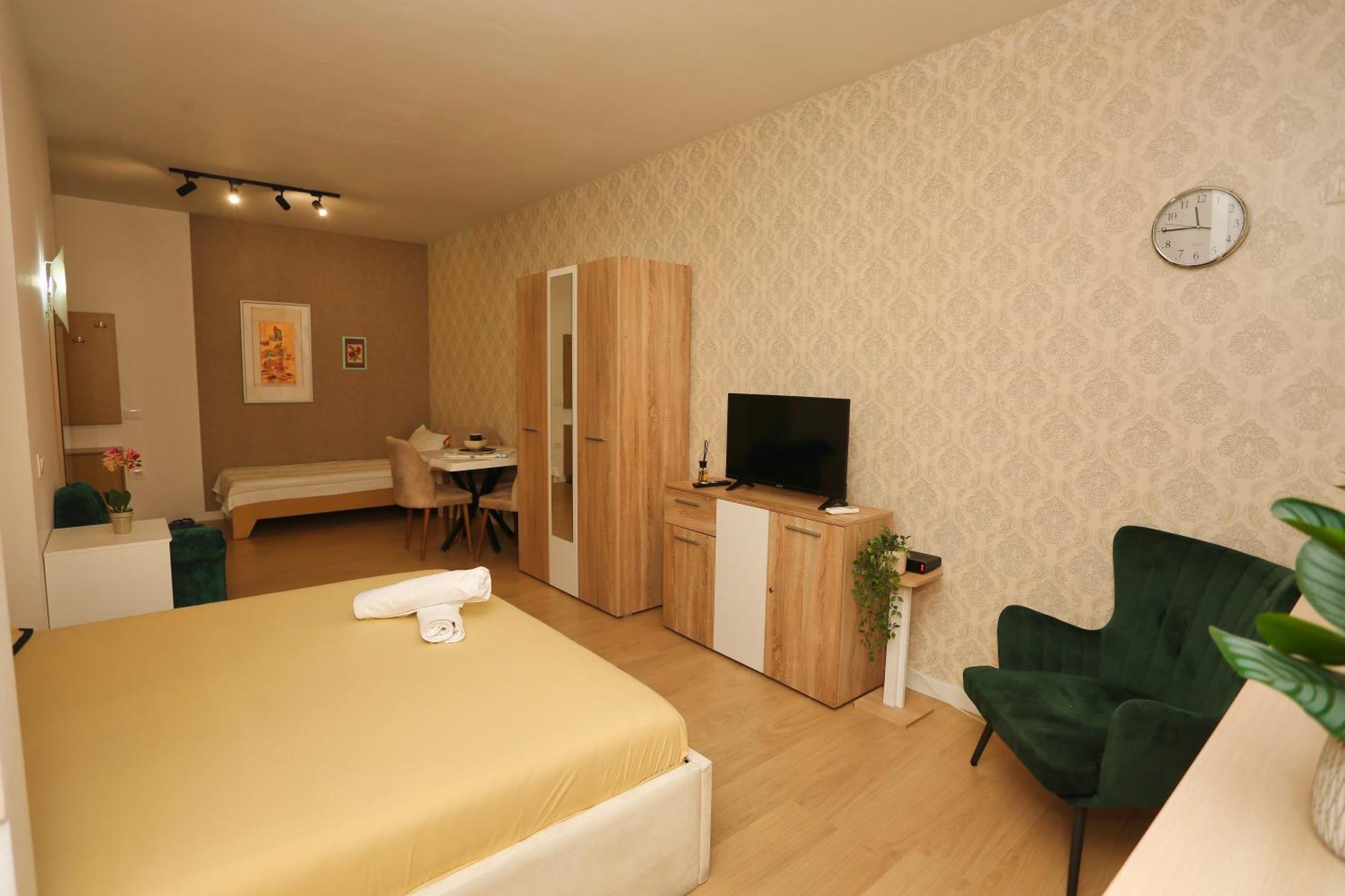 Cozy Apartment Near Square 21 Tirana Zimmer foto